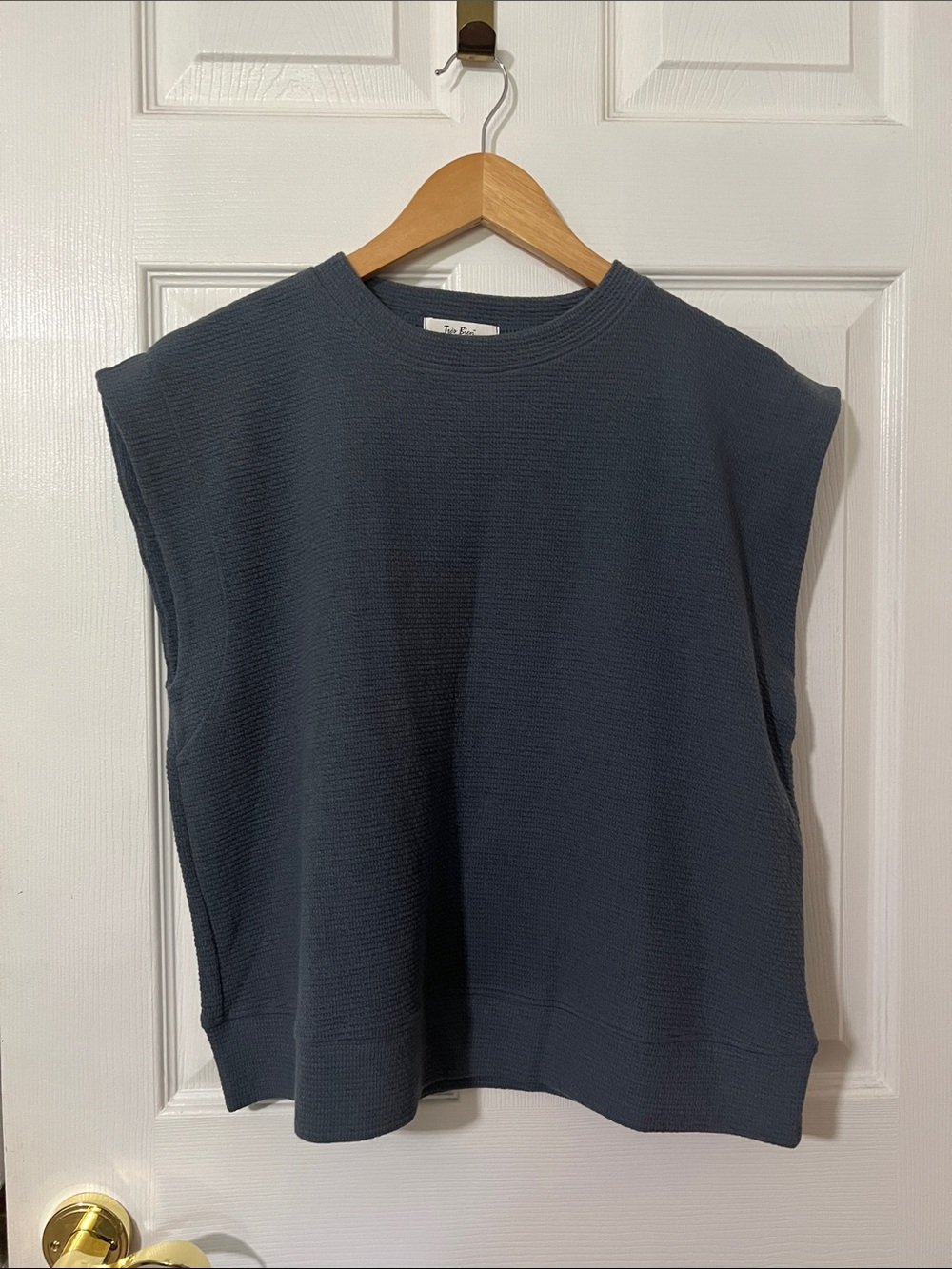 NWOT Tres Bien Blouse Top Shirt Large